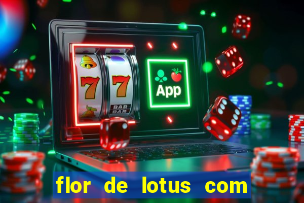 flor de lotus com lua tatuagem